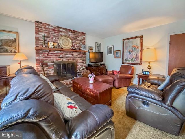 1007 DICK AVE, Warminster, PA 18974