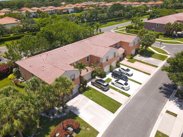 6881 Willow Creek Run, Lake Worth, FL 33463