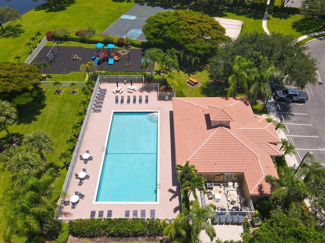 6881 Willow Creek Run, Lake Worth, FL 33463