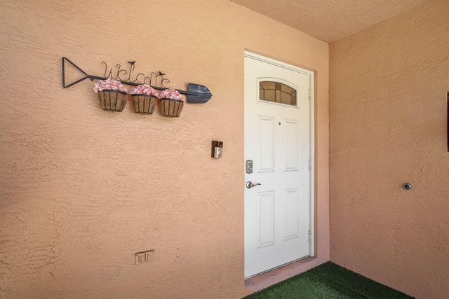6881 Willow Creek Run, Lake Worth, FL 33463