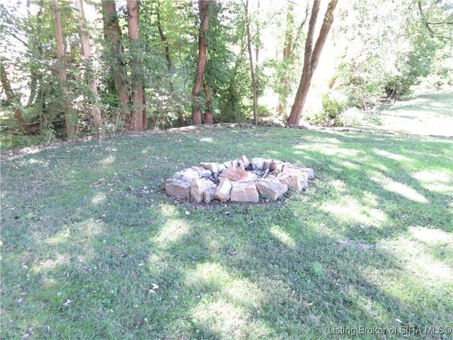 910 E Second Street, Madison, IN 47250