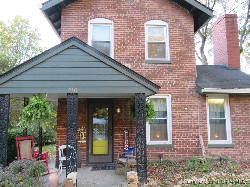 910 E Second Street, Madison, IN 47250