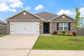 2213 E Fennec Street, Siloam Springs, AR 72761