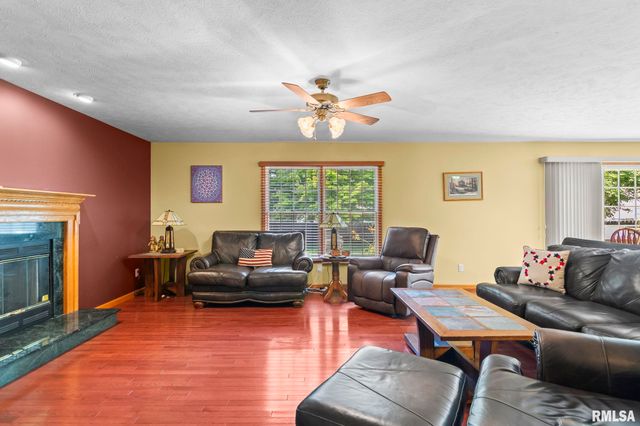3908 Thackeray Drive, Springfield, IL 62711