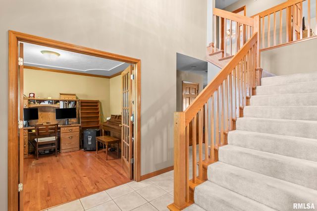 3908 Thackeray Drive, Springfield, IL 62711