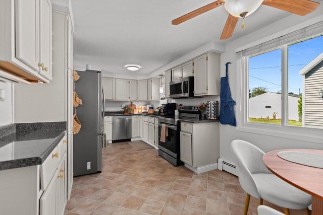 1158 LORETTA AVENUE, Menasha, WI 54952