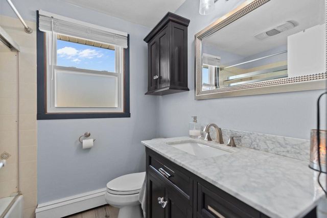 1158 LORETTA AVENUE, Menasha, WI 54952