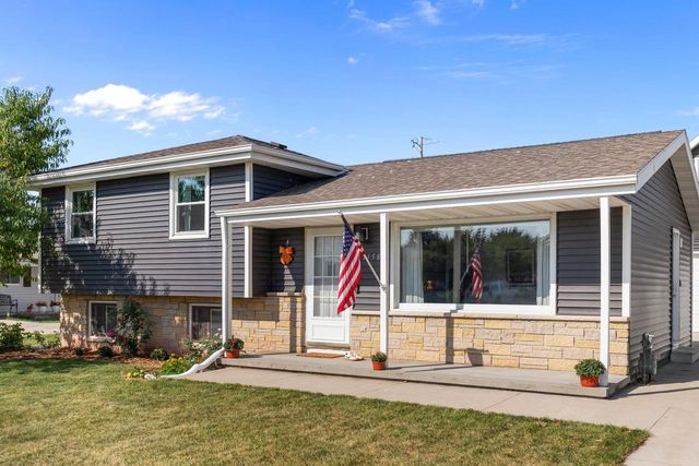 1158 LORETTA AVENUE, Menasha, WI 54952