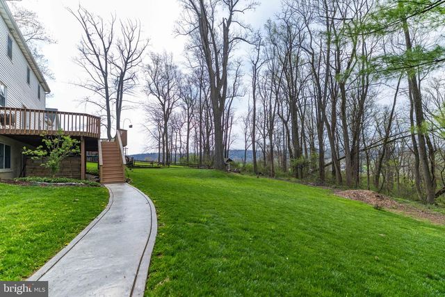 339 CHURCHTOWN RD, Narvon, PA 17555