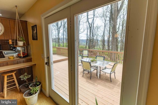 339 CHURCHTOWN RD, Narvon, PA 17555