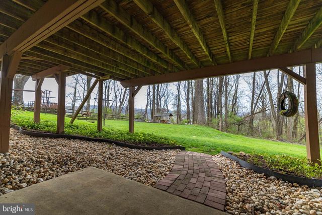 339 CHURCHTOWN RD, Narvon, PA 17555