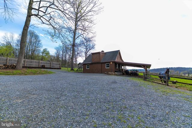 339 CHURCHTOWN RD, Narvon, PA 17555