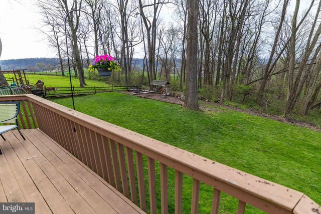 339 CHURCHTOWN RD, Narvon, PA 17555