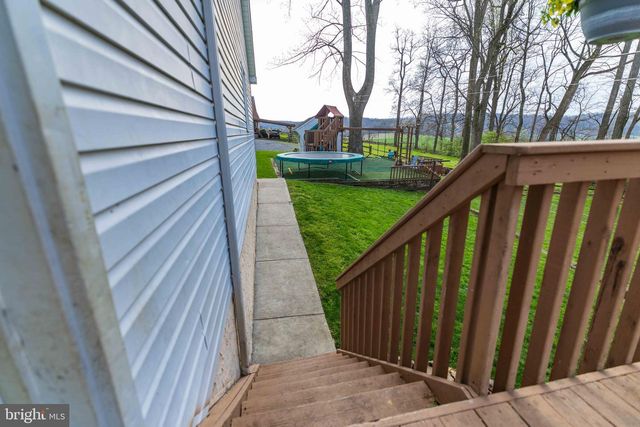 339 CHURCHTOWN RD, Narvon, PA 17555