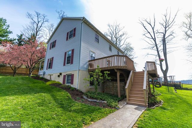 339 CHURCHTOWN RD, Narvon, PA 17555