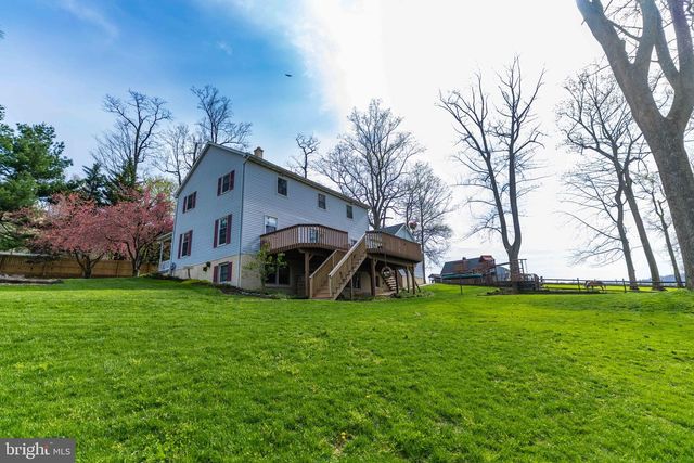 339 CHURCHTOWN RD, Narvon, PA 17555