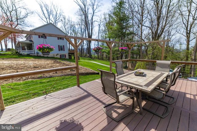 339 CHURCHTOWN RD, Narvon, PA 17555