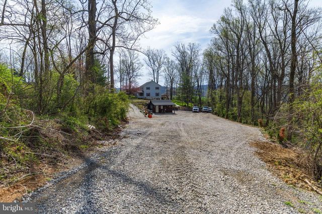 339 CHURCHTOWN RD, Narvon, PA 17555