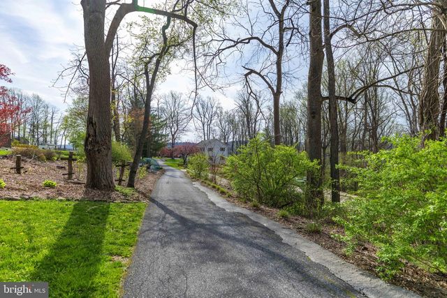 339 CHURCHTOWN RD, Narvon, PA 17555