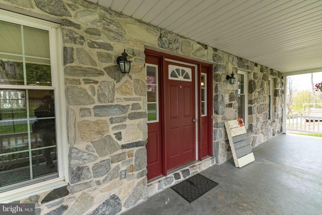 339 CHURCHTOWN RD, Narvon, PA 17555
