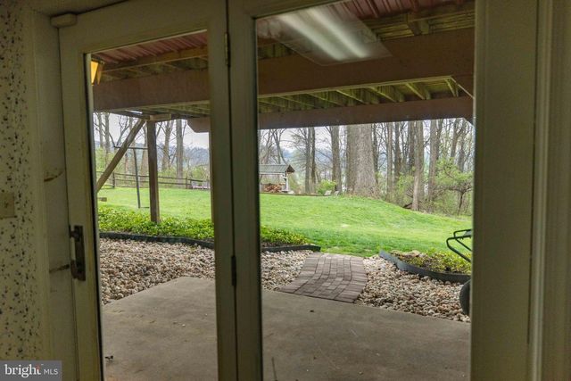 339 CHURCHTOWN RD, Narvon, PA 17555