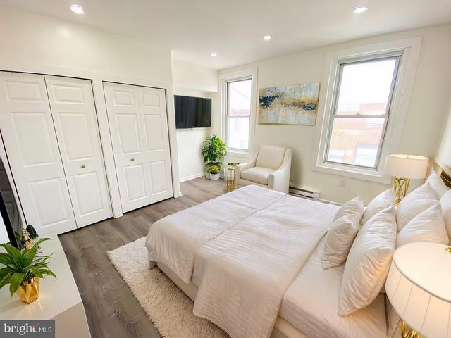 3555 EMERALD ST, Philadelphia, PA 19134