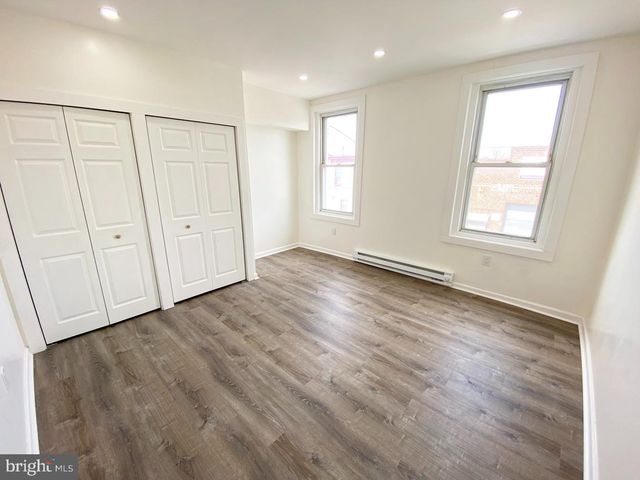 3555 EMERALD ST, Philadelphia, PA 19134