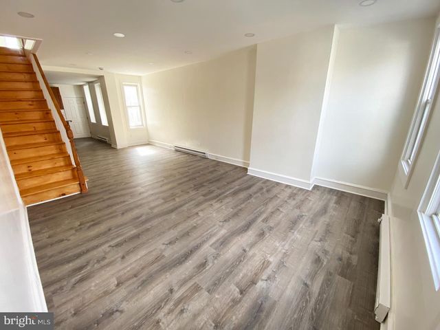 3555 EMERALD ST, Philadelphia, PA 19134