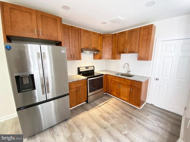 3555 EMERALD ST, Philadelphia, PA 19134