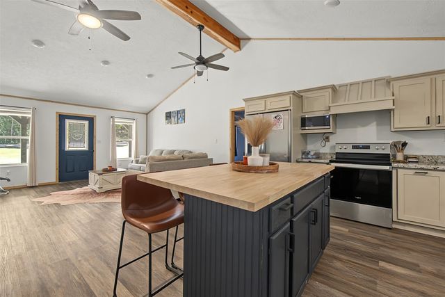 282 E Slumberlane Drive, Livingston, TX 77351