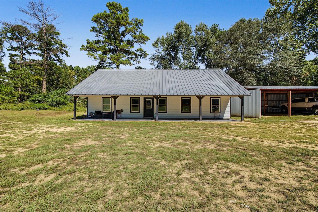282 E Slumberlane Drive, Livingston, TX 77351