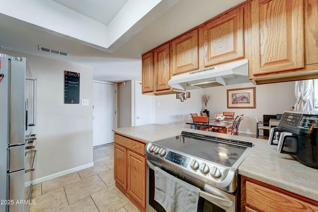 4727 W NORTHVIEW Avenue, Glendale, AZ 85301