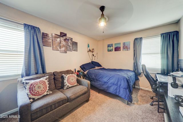 4727 W NORTHVIEW Avenue, Glendale, AZ 85301