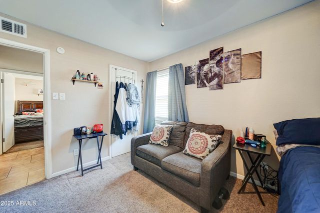 4727 W NORTHVIEW Avenue, Glendale, AZ 85301