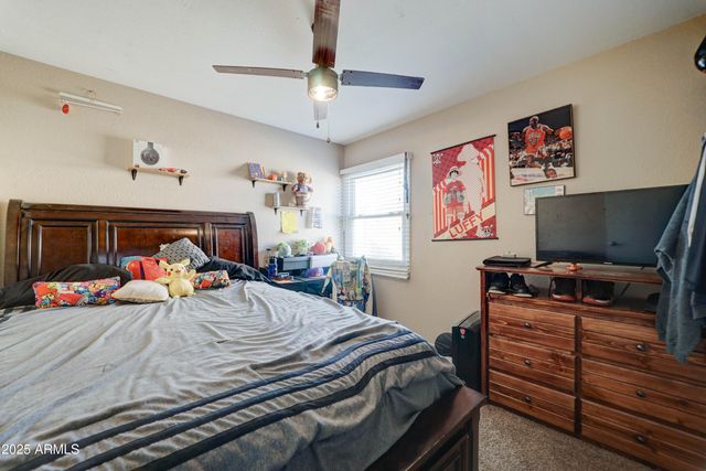 4727 W NORTHVIEW Avenue, Glendale, AZ 85301