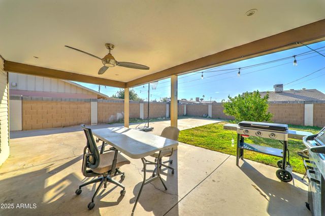 4727 W NORTHVIEW Avenue, Glendale, AZ 85301