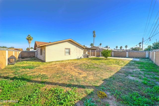 4727 W NORTHVIEW Avenue, Glendale, AZ 85301