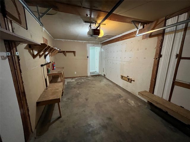 1841 S Perry Road, Carrollton, TX 75006