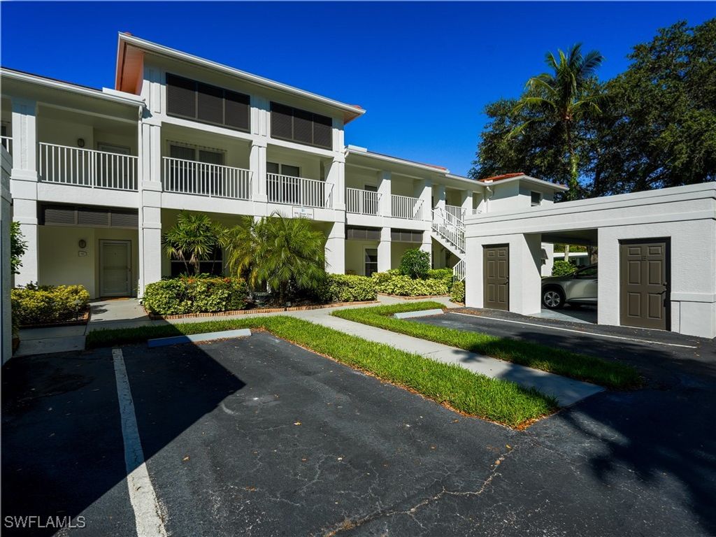 1015 Tarpon Cove DR 1403, Naples, FL 34110