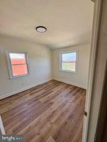 326 STEMMERS RUN RD, Baltimore, MD 21221