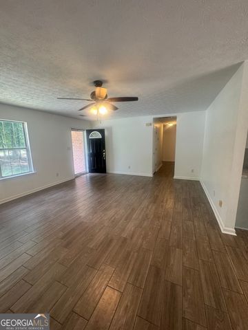 105 Fox Trail Place, Mcdonough, GA 30252