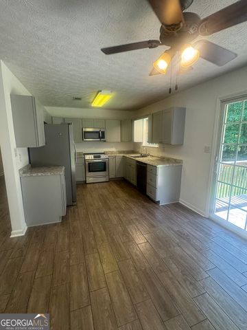 105 Fox Trail Place, Mcdonough, GA 30252