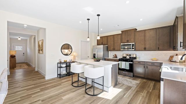 3955 Hawks Creek Drive, Apison, TN 37302