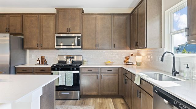 3955 Hawks Creek Drive, Apison, TN 37302