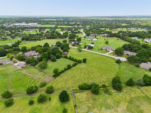 6 Lemon Cove, Lucas, TX 75002