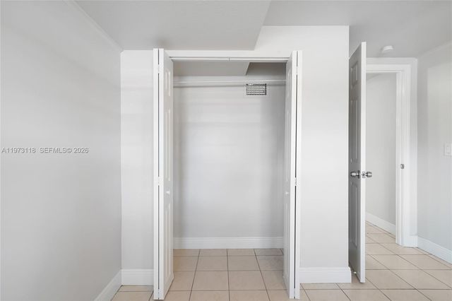 3861 NW 6th Ct, Lauderhill, FL 33311