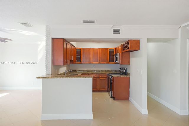 3861 NW 6th Ct, Lauderhill, FL 33311