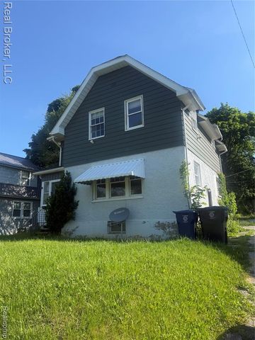 958 N Chevrolet Avenue, Flint, MI 48504