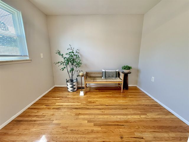 6924 Belton Street, Garden City, MI 48135