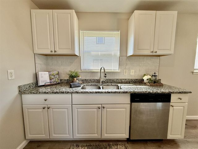 6924 Belton Street, Garden City, MI 48135